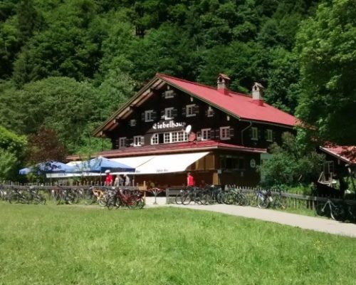 Radfahren_Giebelhaus_2